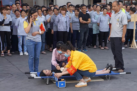 上海唬；；；evictor伟德官网2019年上半年消防演习现场