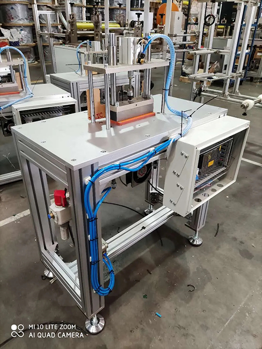 bevictor伟德官网KN95口罩封边机